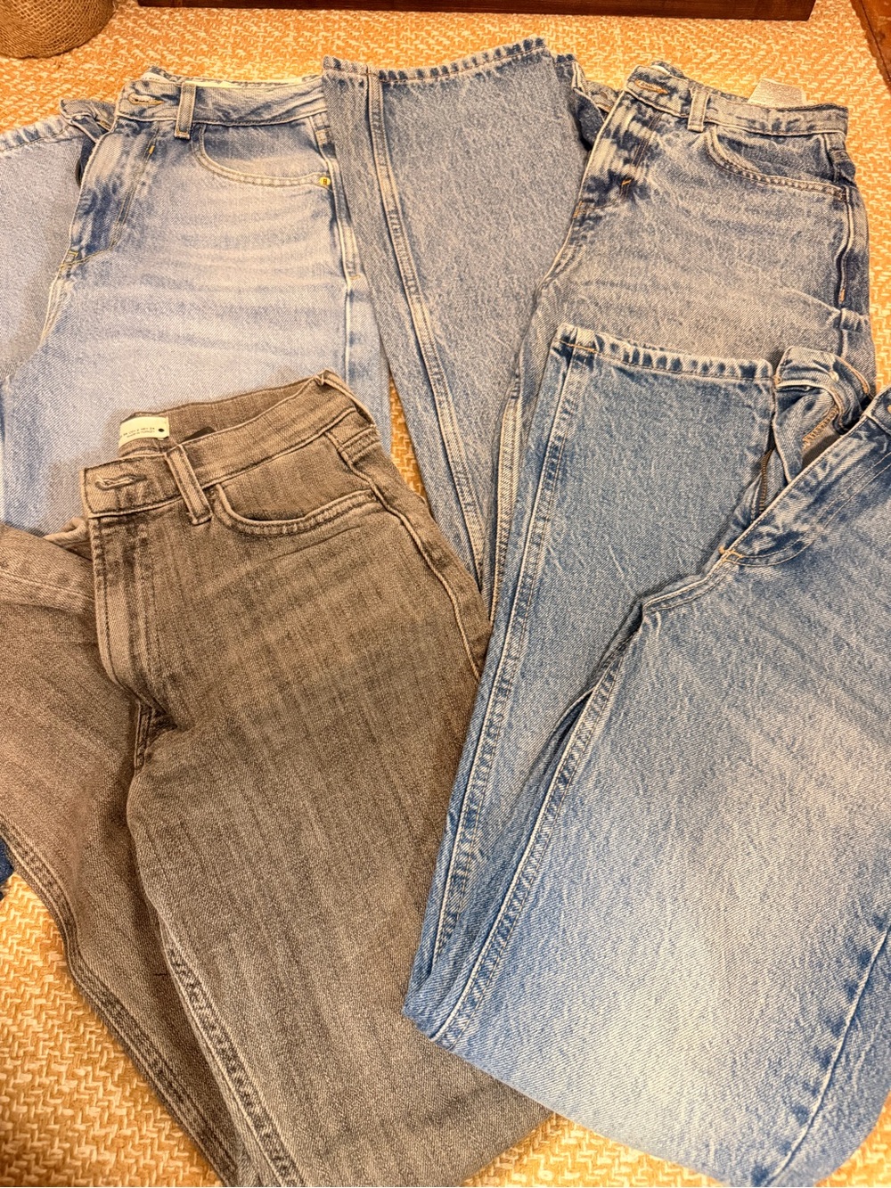 BUNDLE OF JEANS Classic High-Rise Women's Jeans - Light Blue & Gray. Size 34/2